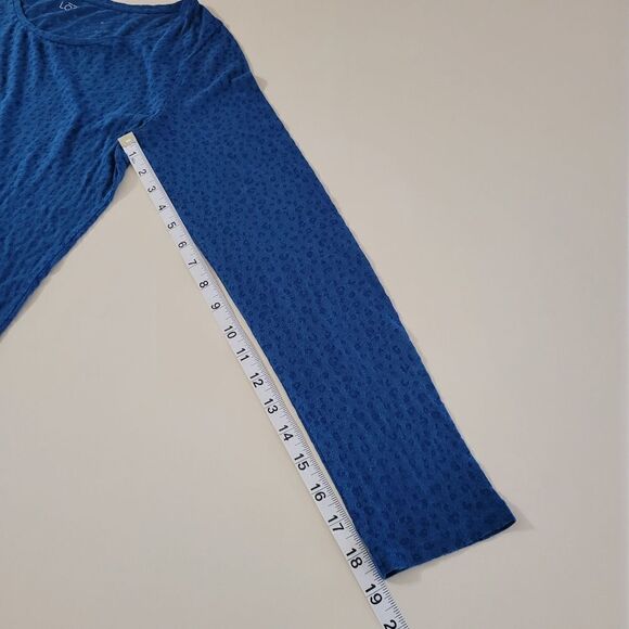 Ann Taylor LOFT Women's Blue Semi-Sheer Animal Print Roundneck Long Sleeve Top - Picture 6 of 10